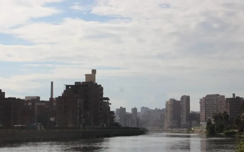 الأرصاد توضح تفاصيل تقلبات الطقس غداً وظهور الشبورة المائية مع فرص سقوط الأمطار